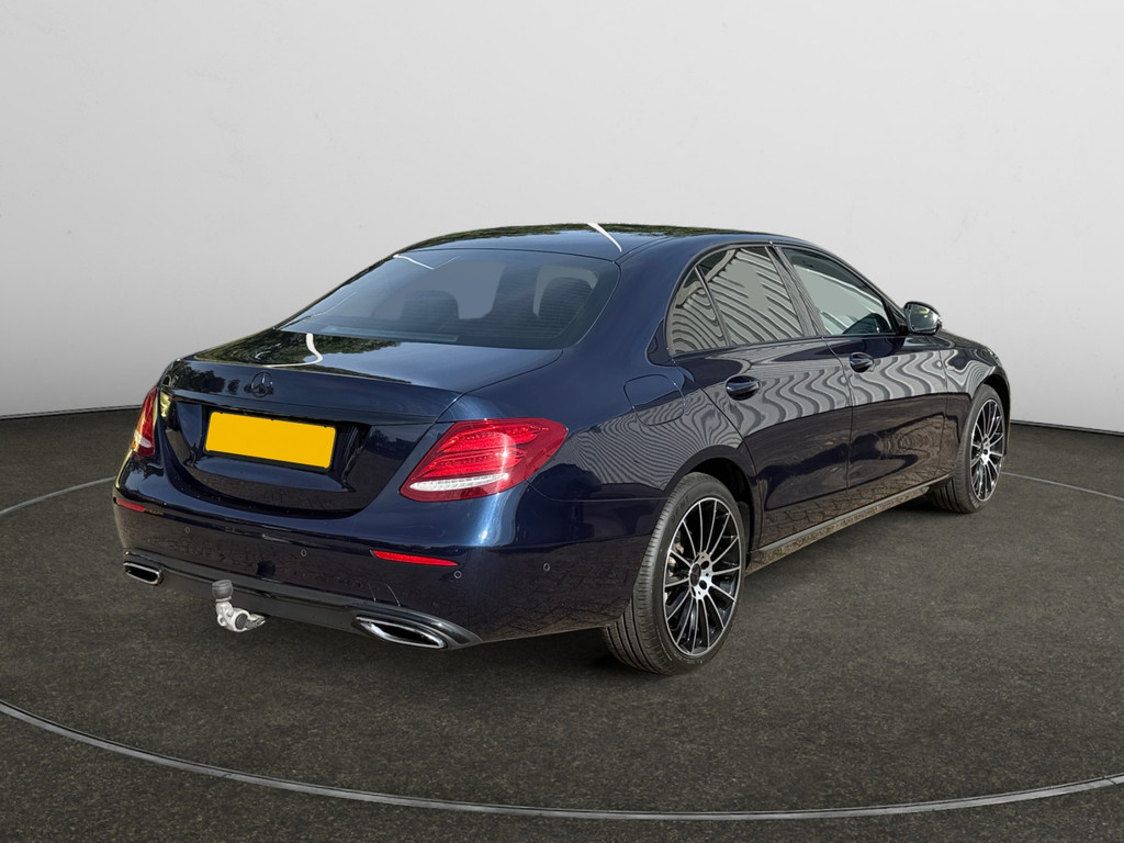 Mercedes-Benz E-Klasse 220 d AMG Prestige Plus – Foto 5