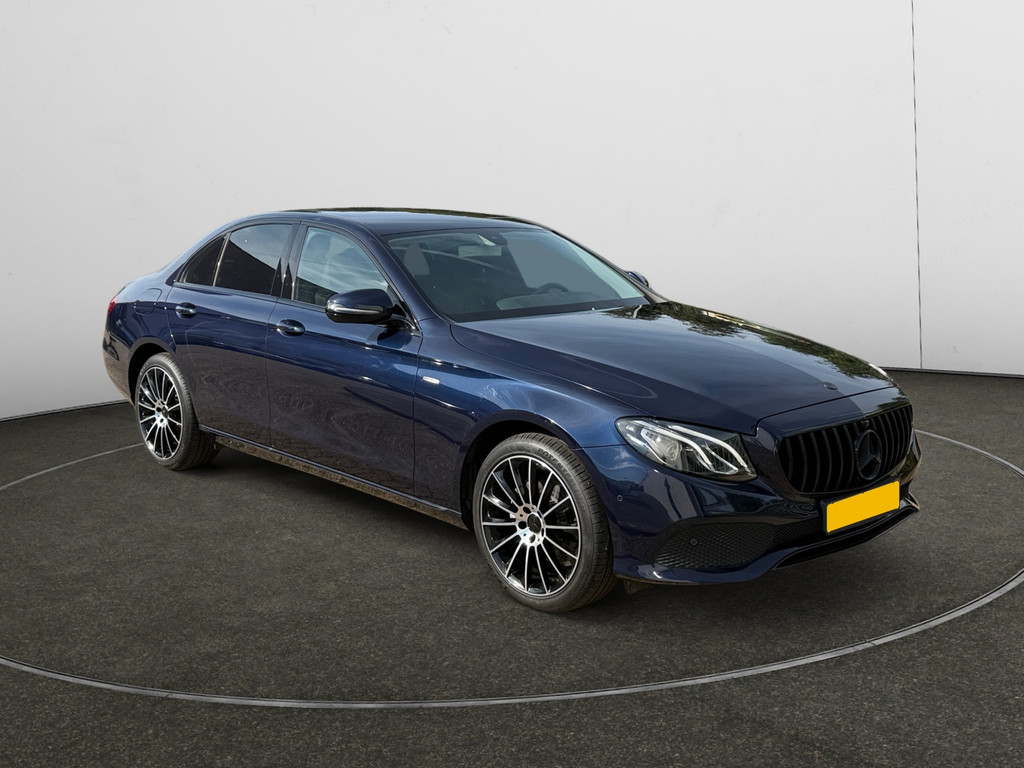 Mercedes-Benz E-Klasse 220 d AMG Prestige Plus – Foto 7
