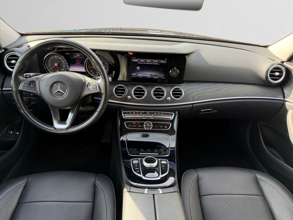 Mercedes-Benz E-Klasse 220 d AMG Prestige Plus – Foto 6