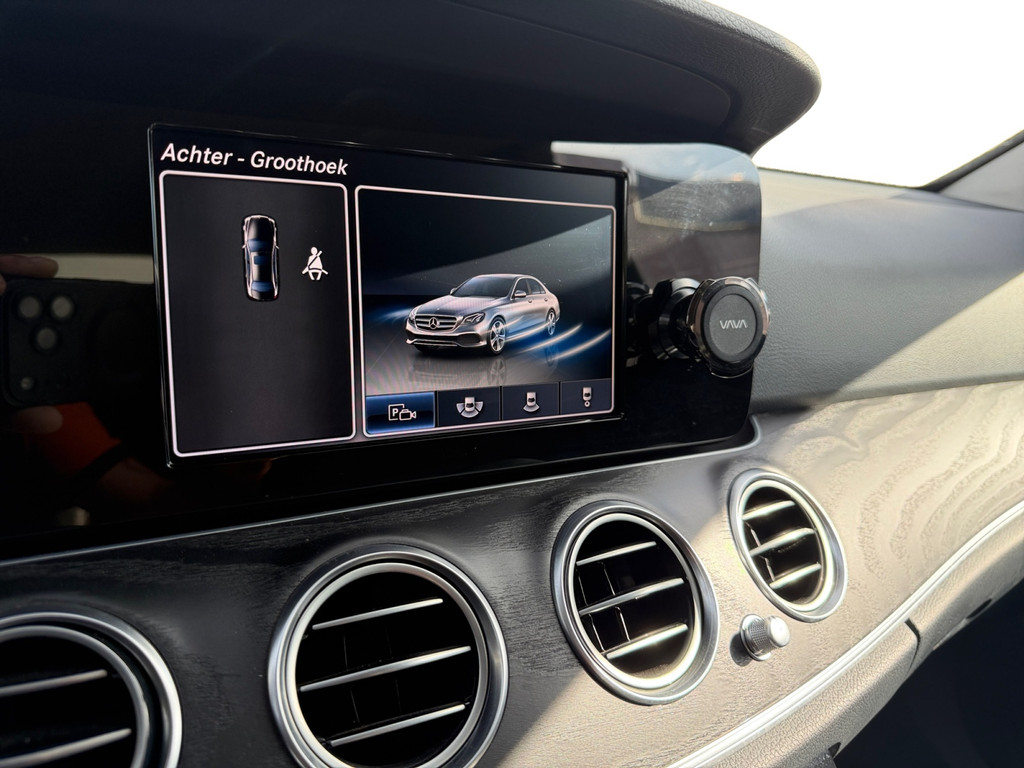 Mercedes-Benz E-Klasse 220 d AMG Prestige Plus – Foto 8
