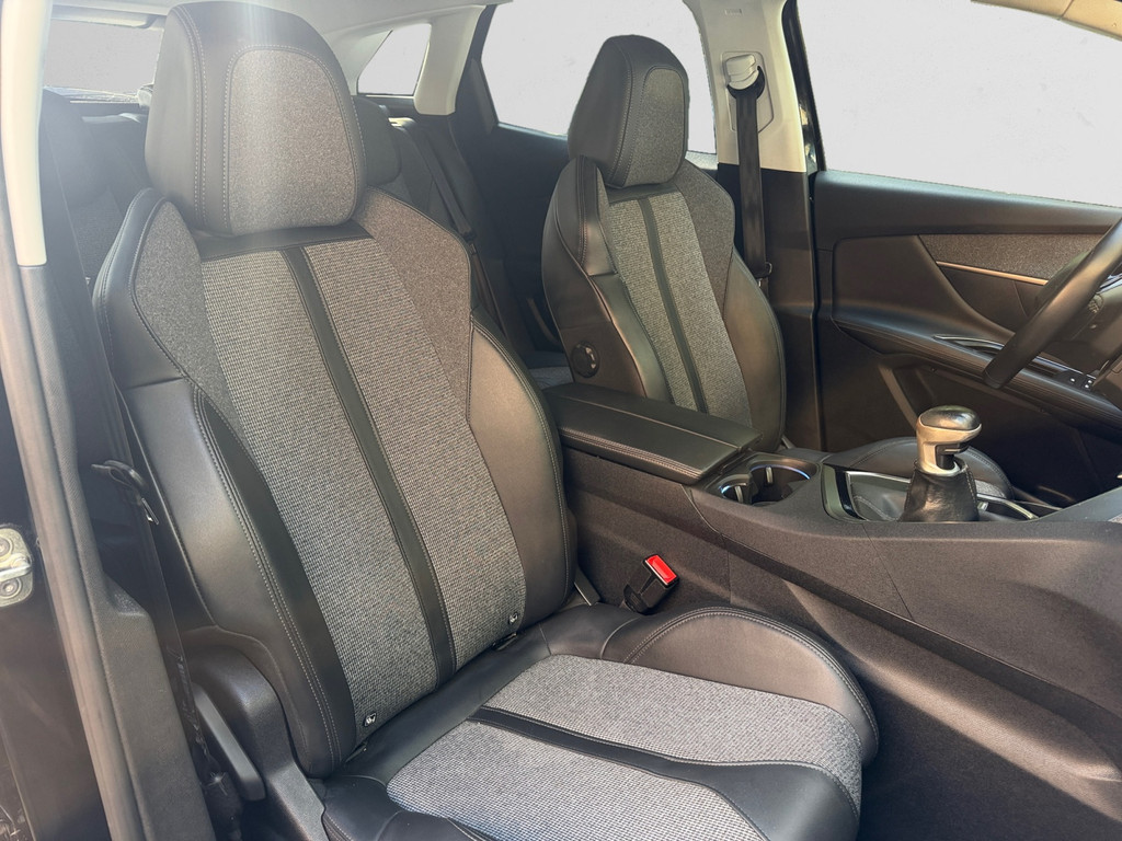 Peugeot 3008 1.2 PureTech Allure- – Foto 3