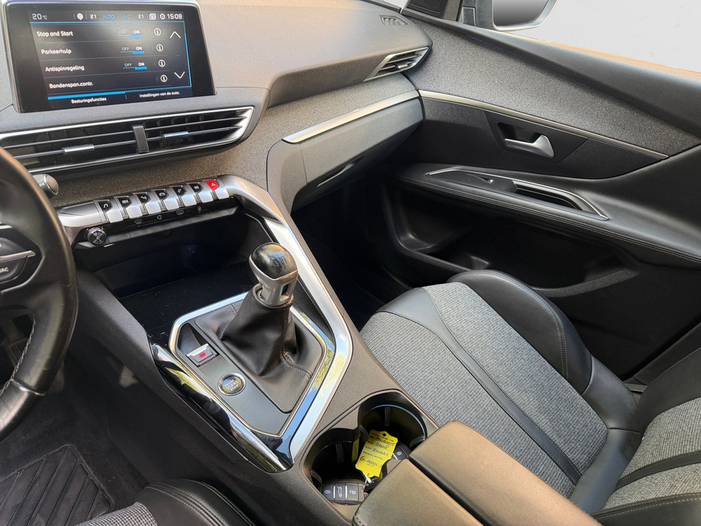 Peugeot 3008 1.2 PureTech Allure- – Foto 7