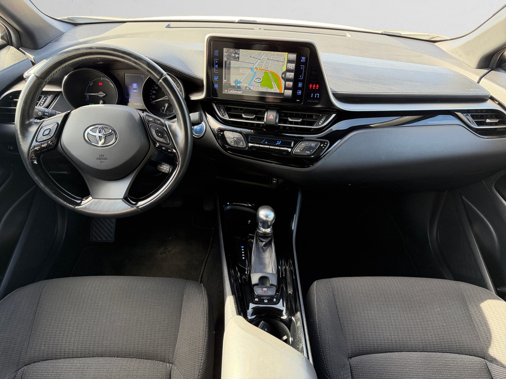 Toyota C-HR 1.8 Hybrid Dynamic Aut- – Foto 6