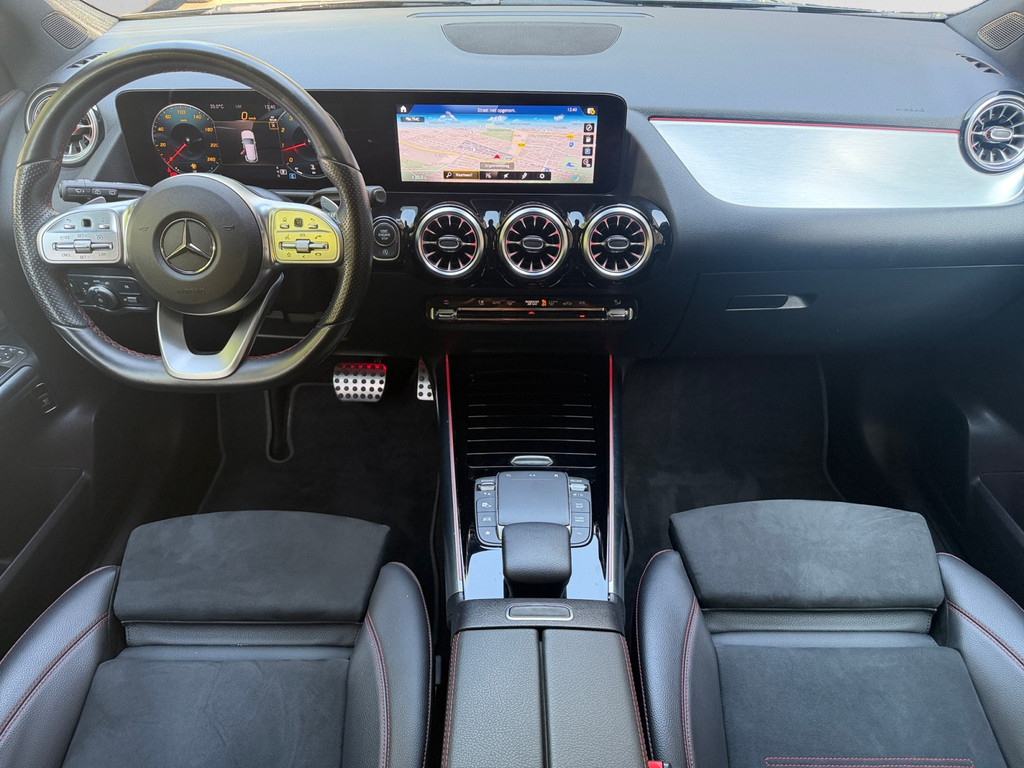 Mercedes-Benz GLA 250 4MATIC AMG Line – Foto 7