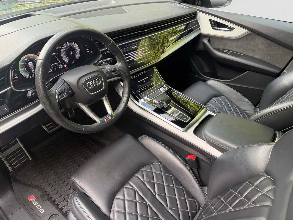 Audi Q8 55 TFSI e Quattro S Competition Aut- – Foto 2