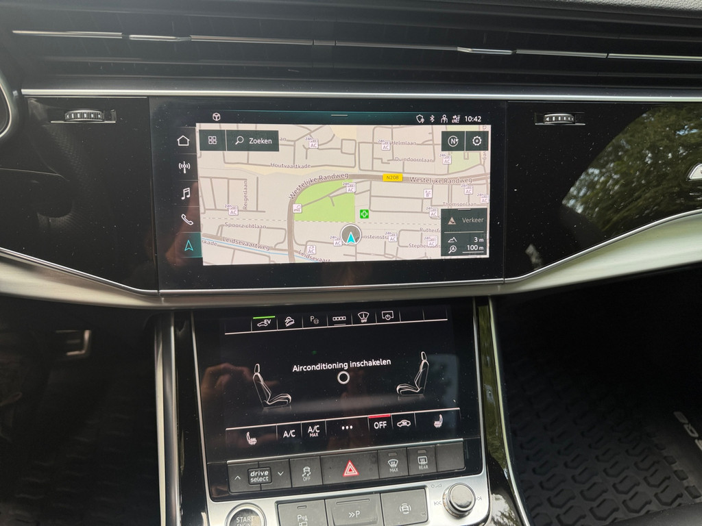 Audi Q8 55 TFSI e Quattro S Competition Aut- – Foto 8