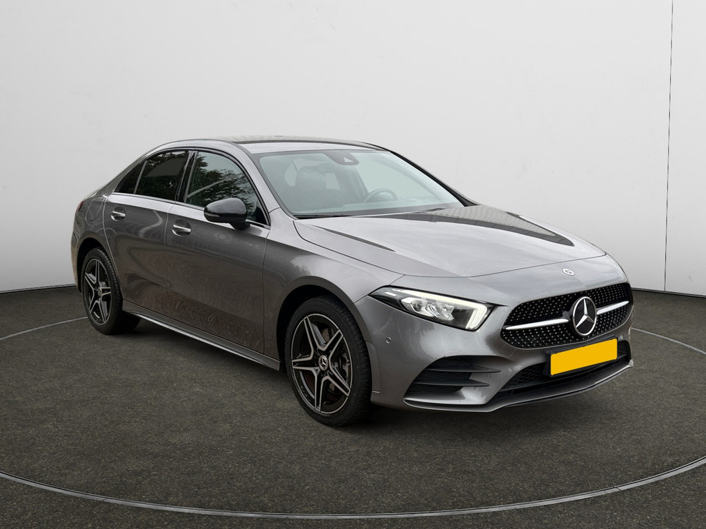 Mercedes-Benz A-Klasse 250 e AMG Premium Plus Aut- – Foto 4